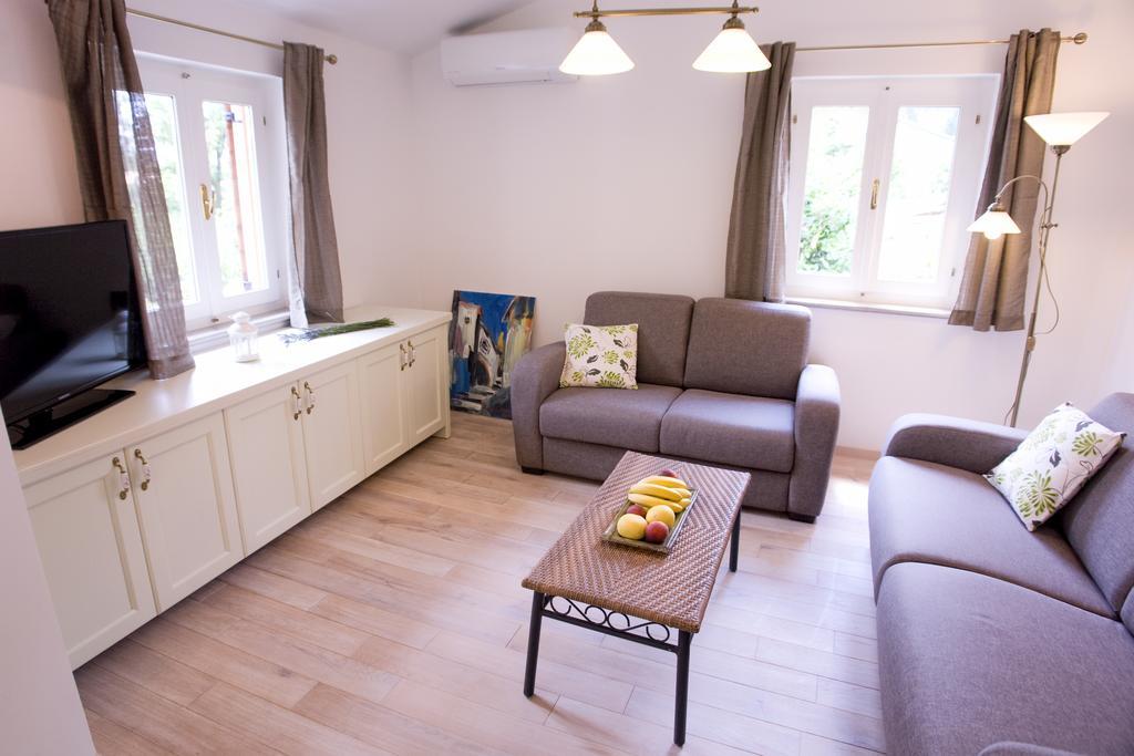 Apartma Beni *